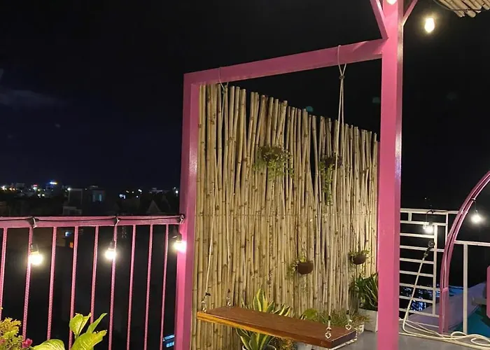 Khách sạn hẻo lánh Nad Nguyên Căn Tại Phan Thiết