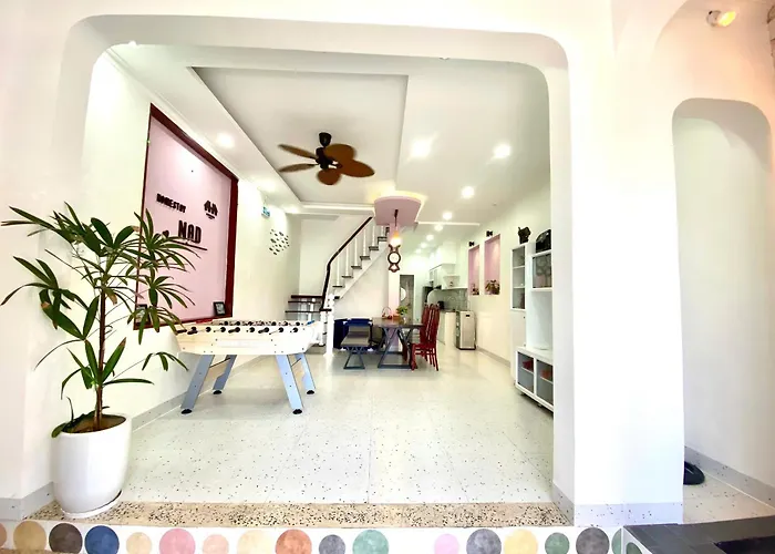 Khách sạn hẻo lánh Nad Nguyên Căn Tại Phan Thiết